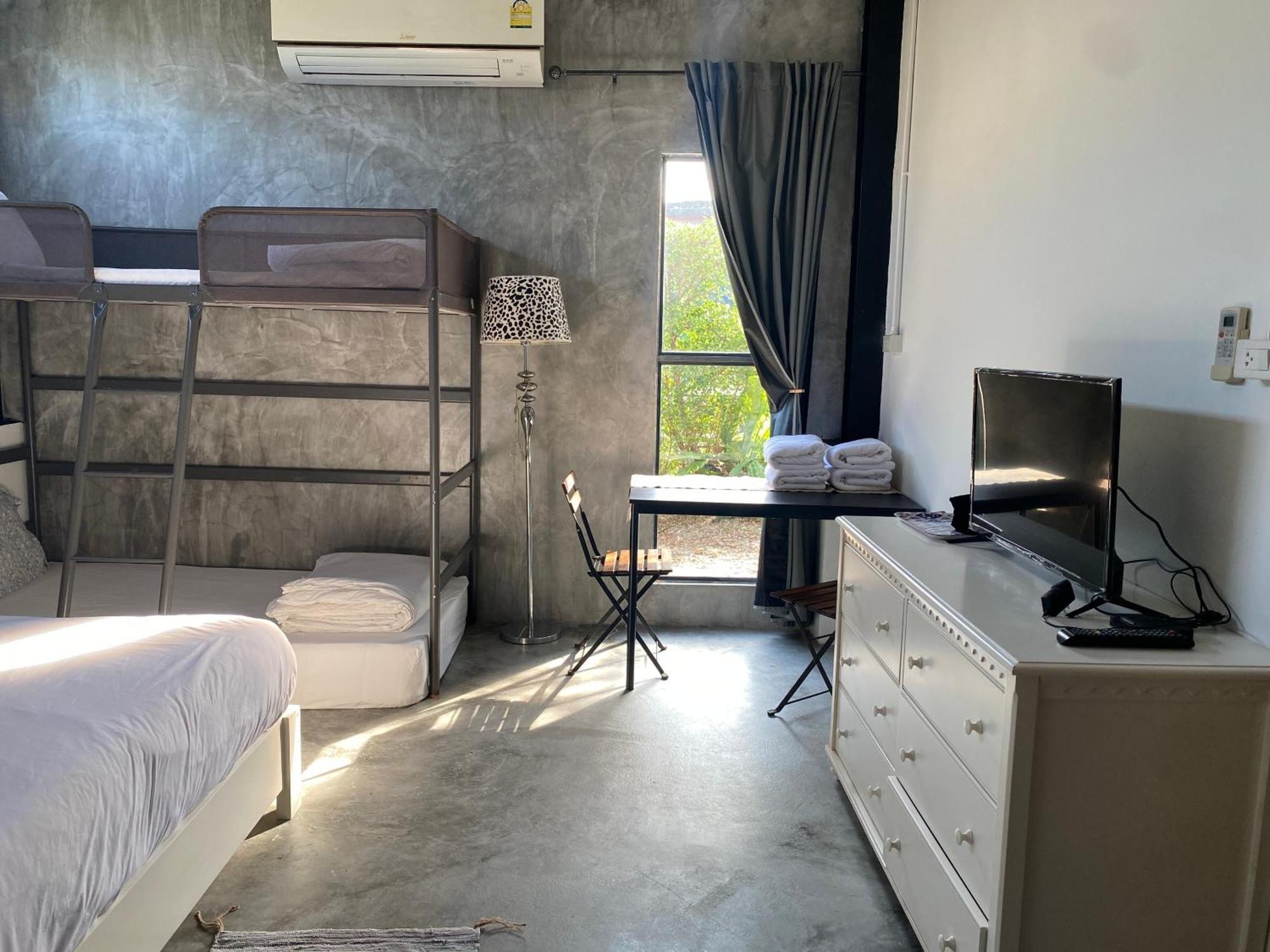 Хостел Nokhook House Транг Екстер'єр фото
